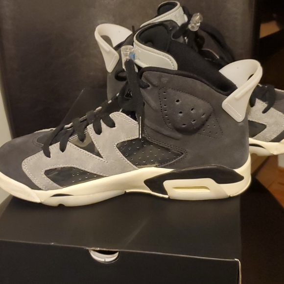 VVMNS AIR JORDAN 6 RETRO BLACKCHROME SMOKE GREY - Picture 6 of 7